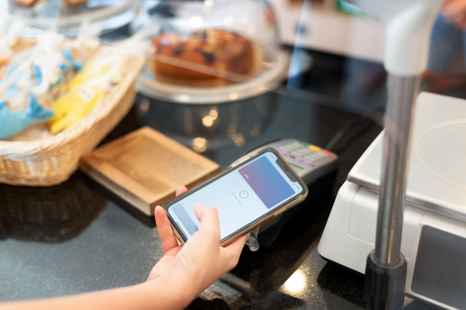 self-checkout using smartphone